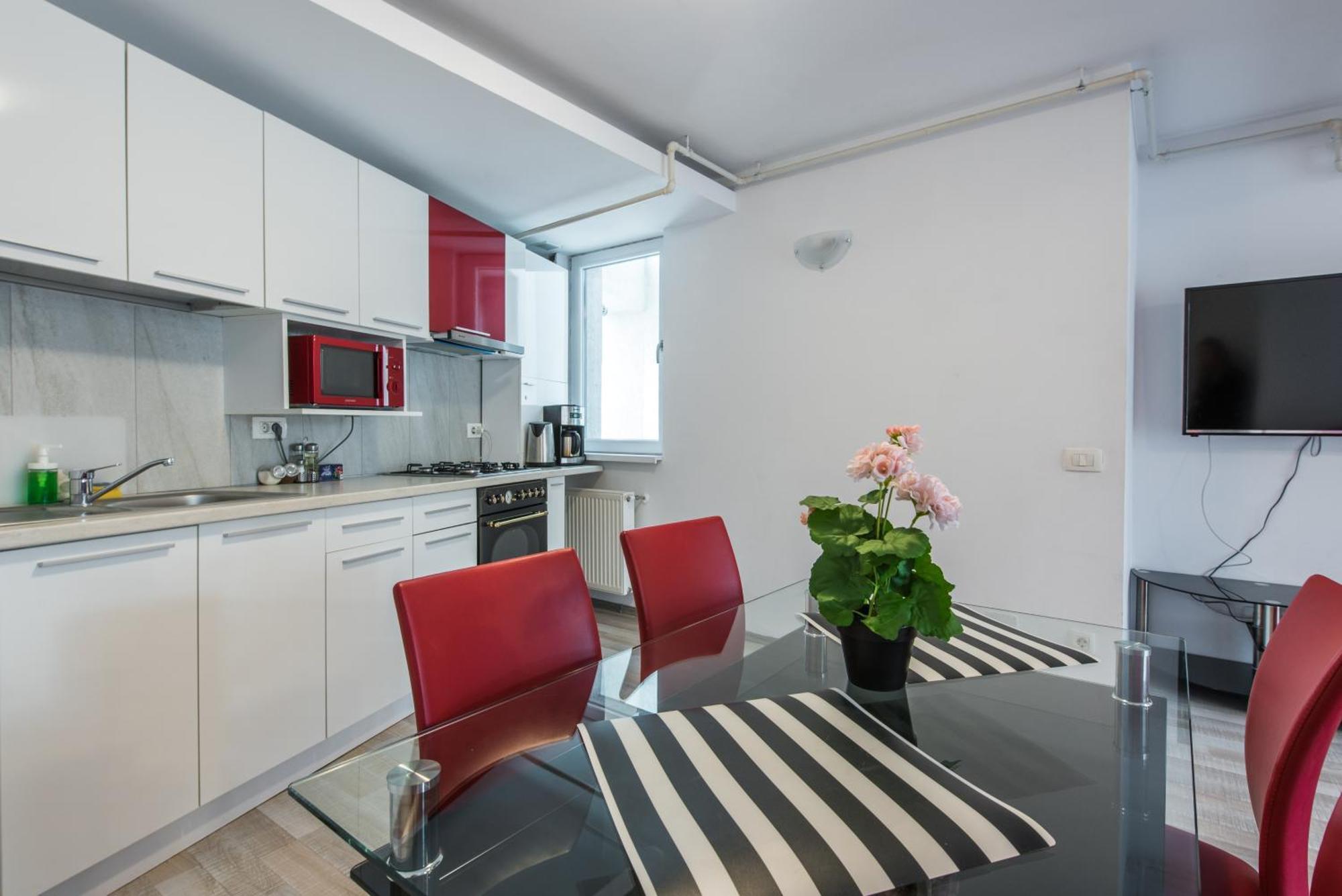 Bucharest Central Apartments - Shabbat Friendly מראה חיצוני תמונה